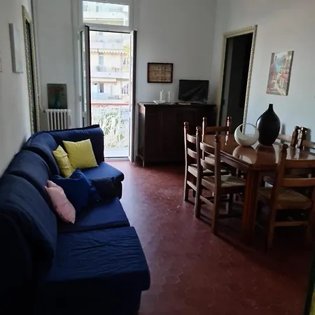 Vista Porto 公寓 圣雷默